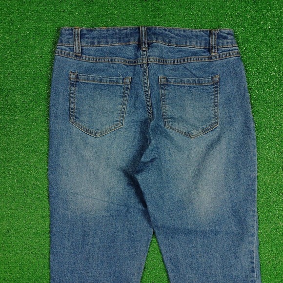 D Jeans New York Womens 4 Capri Mid Rise Stretch Ripped Faded Distressed Denim - Picture 5 of 5